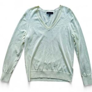 Banana Republic 100% Merino Extra Fine Wool V-Neck Sweater in Yellow Size Large